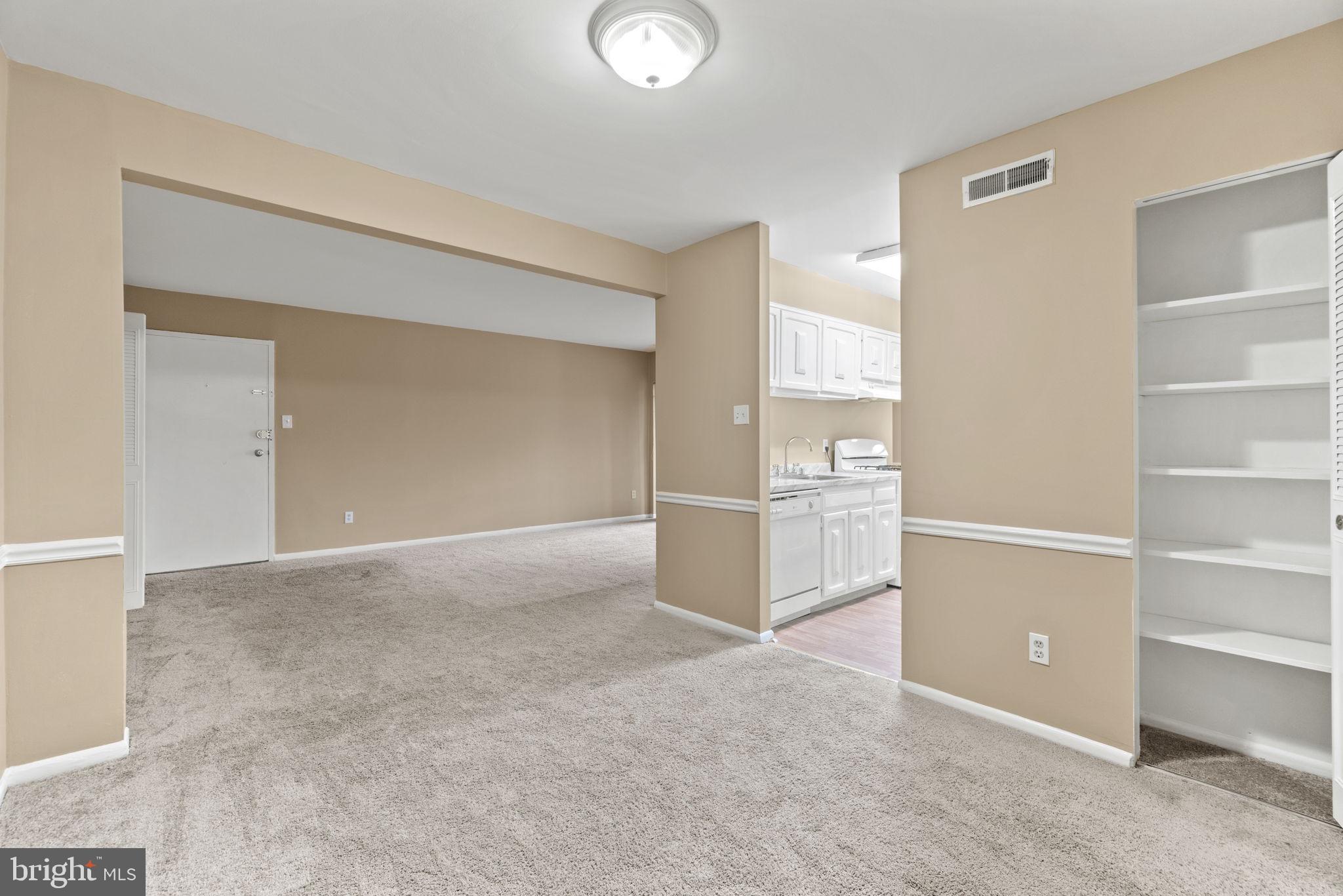 3310 Woodburn Village DRIVE Unit: 21