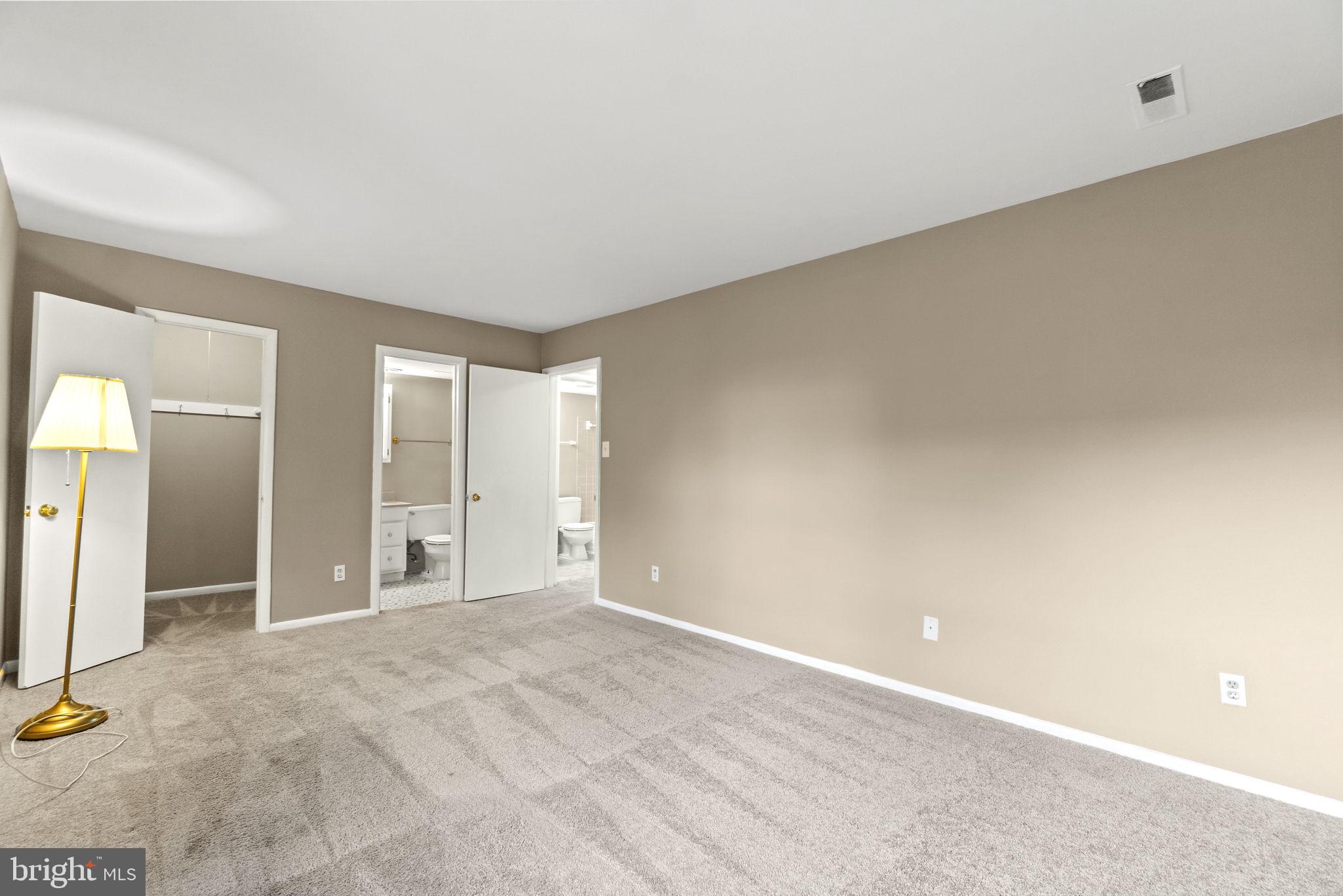 3310 Woodburn Village DRIVE Unit: 21