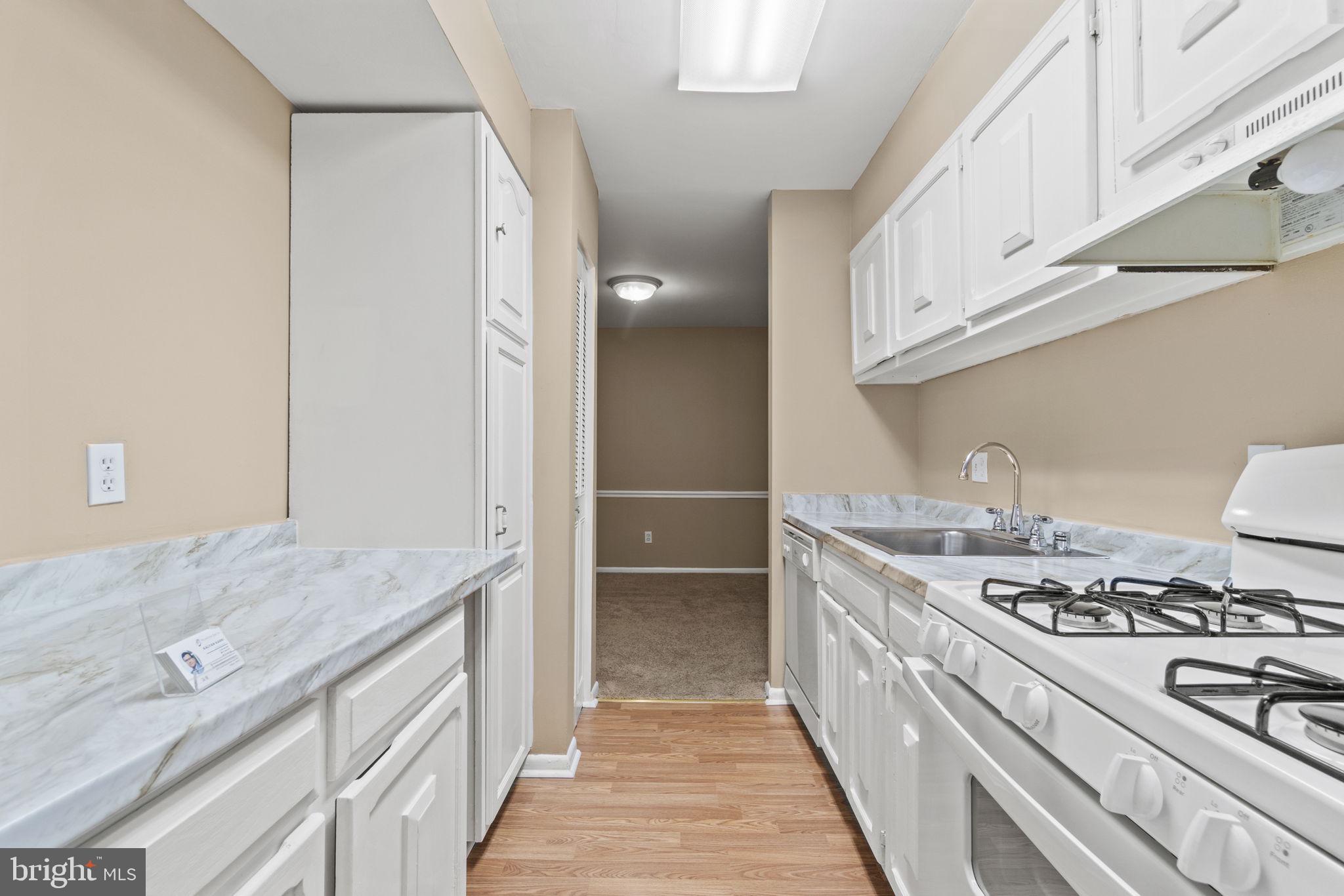 3310 Woodburn Village DRIVE Unit: 21