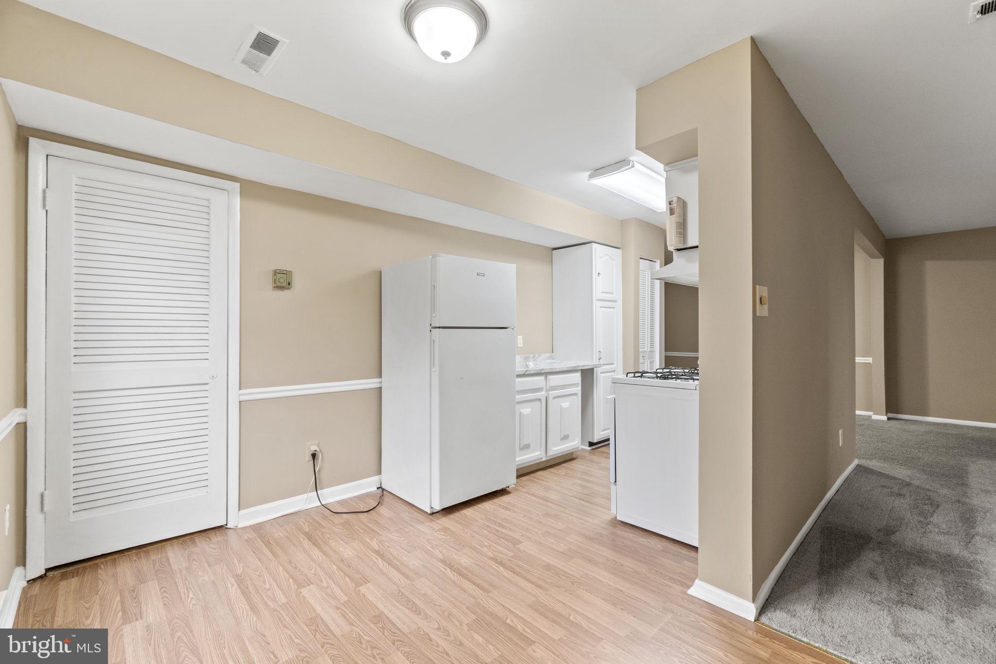 3310 Woodburn Village DRIVE Unit: 21