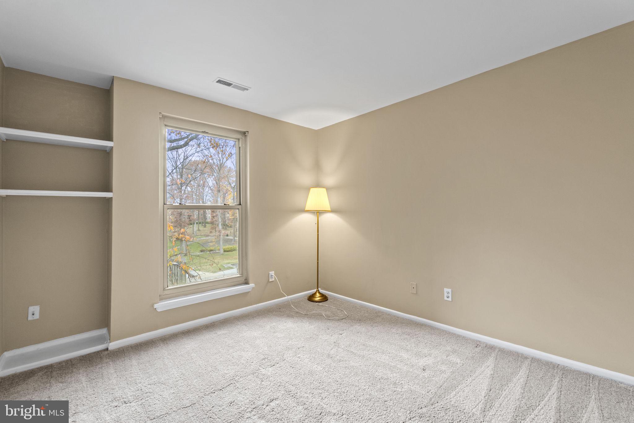 3310 Woodburn Village DRIVE Unit: 21