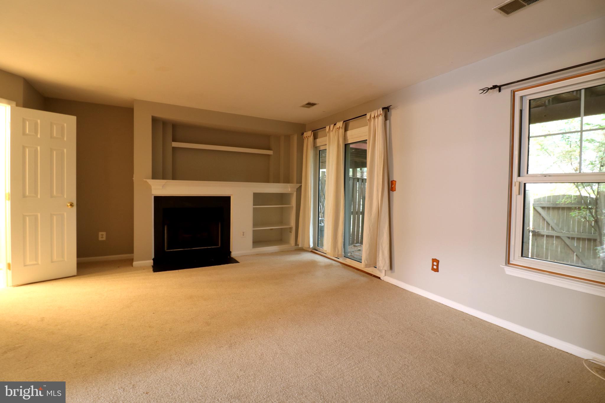 13394 Burrough Farm DRIVE