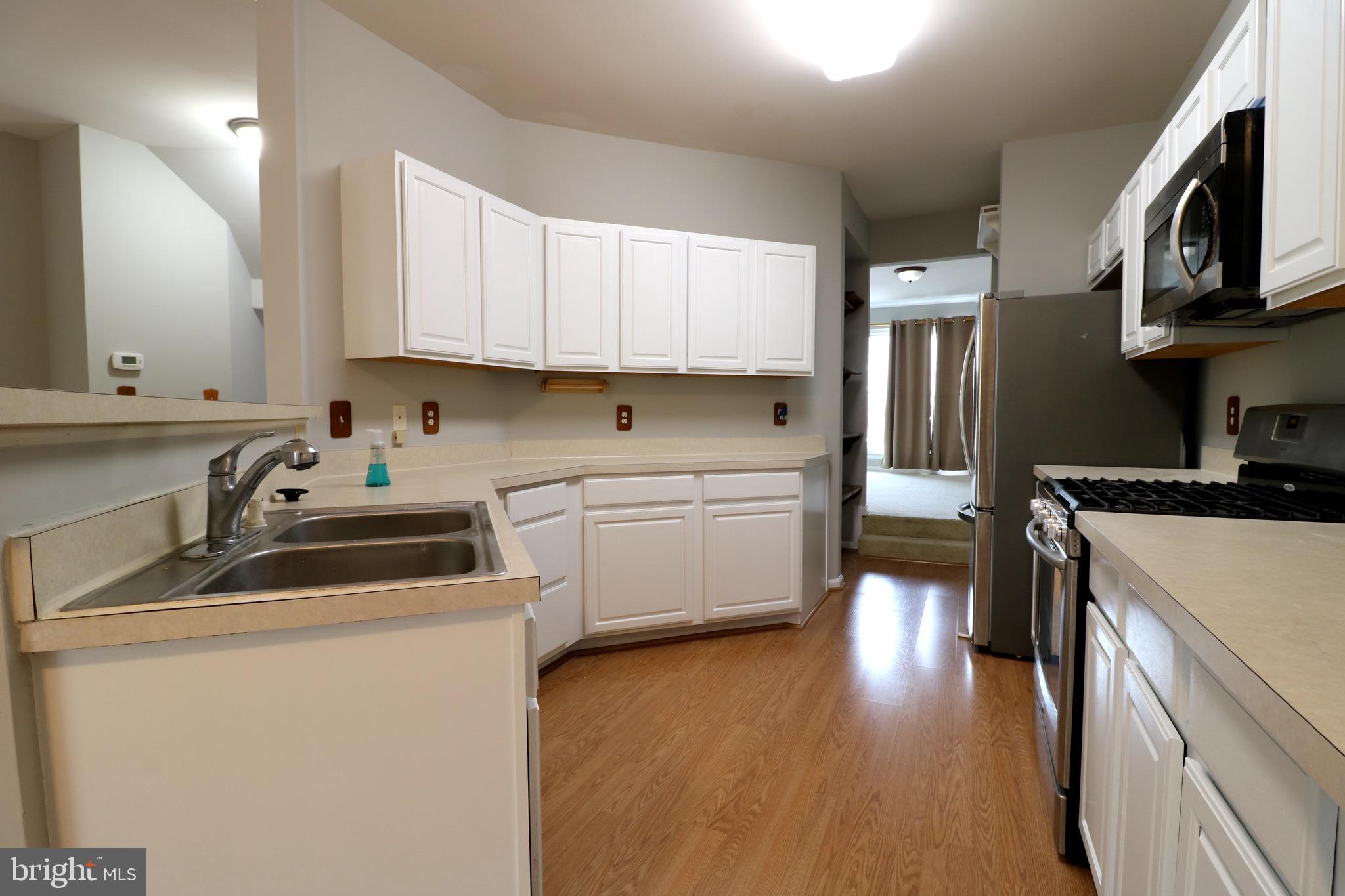 13394 Burrough Farm DRIVE