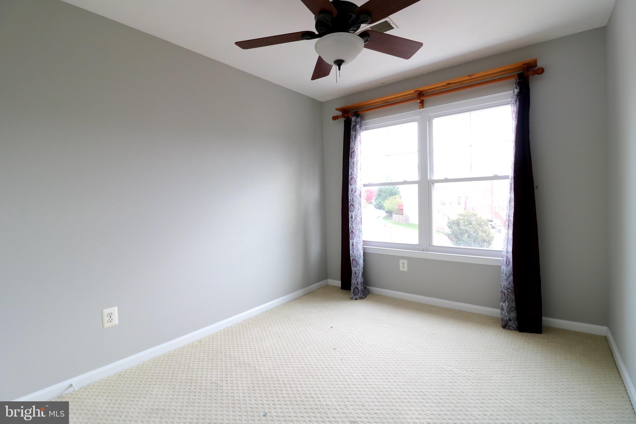 13394 Burrough Farm DRIVE