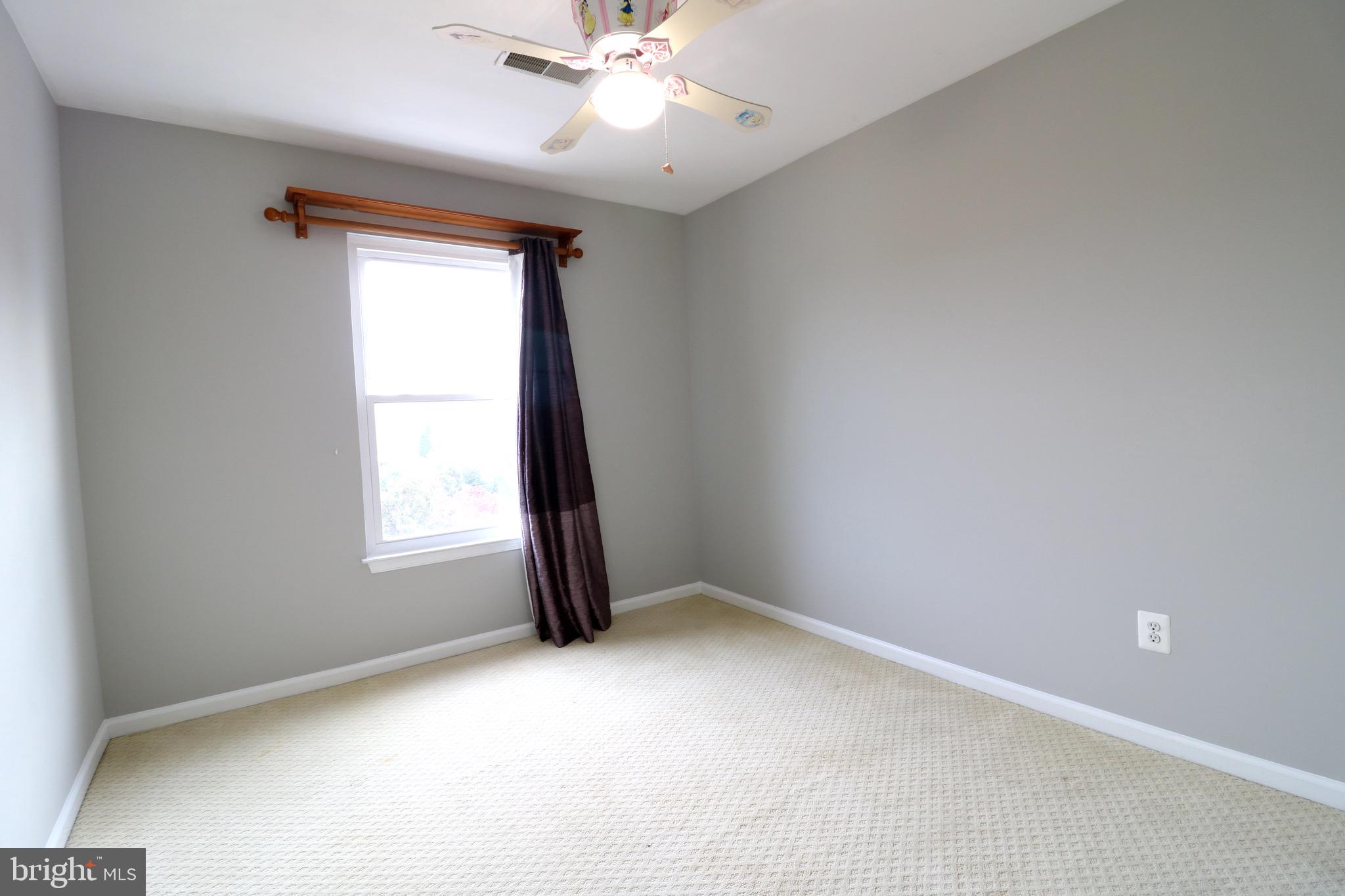 13394 Burrough Farm DRIVE