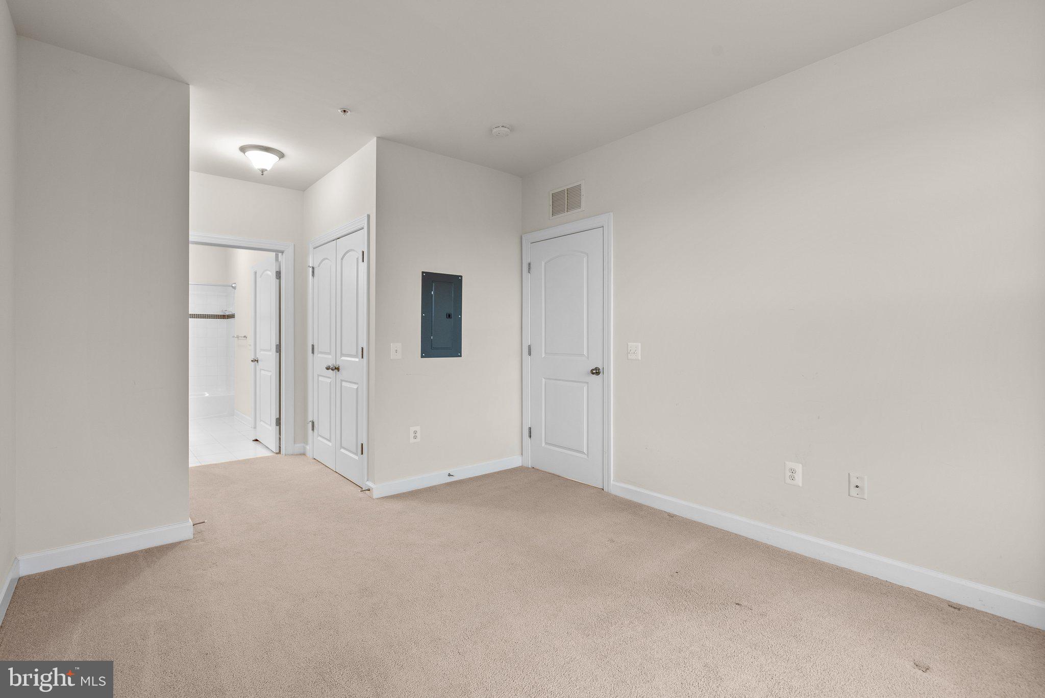 13723 Neil Armstrong AVENUE Unit: 507