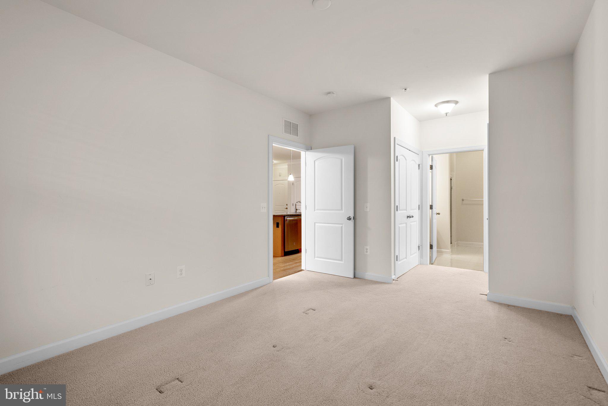 13723 Neil Armstrong AVENUE Unit: 507