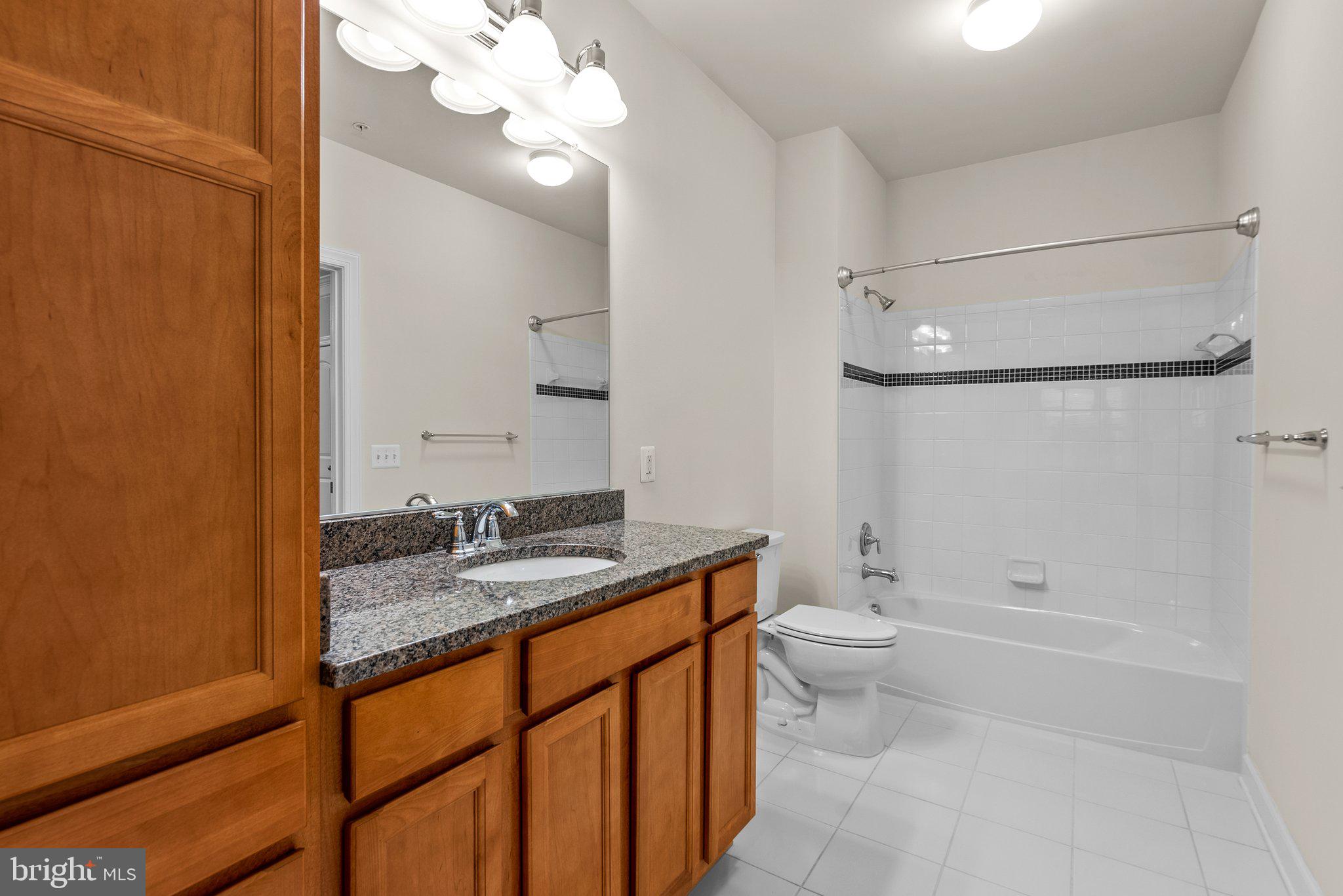 13723 Neil Armstrong AVENUE Unit: 507