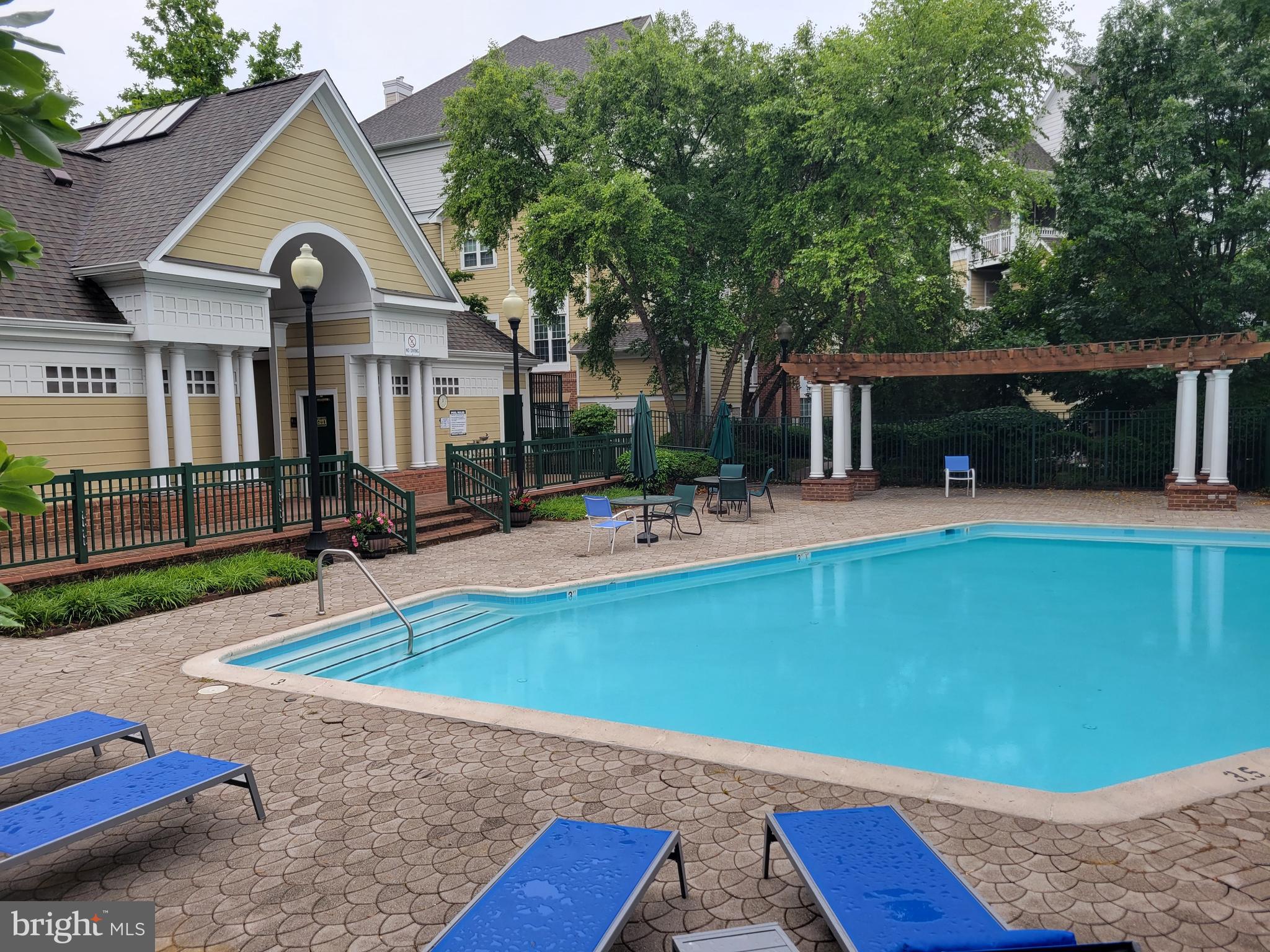 2109 Highcourt LANE Unit: 301