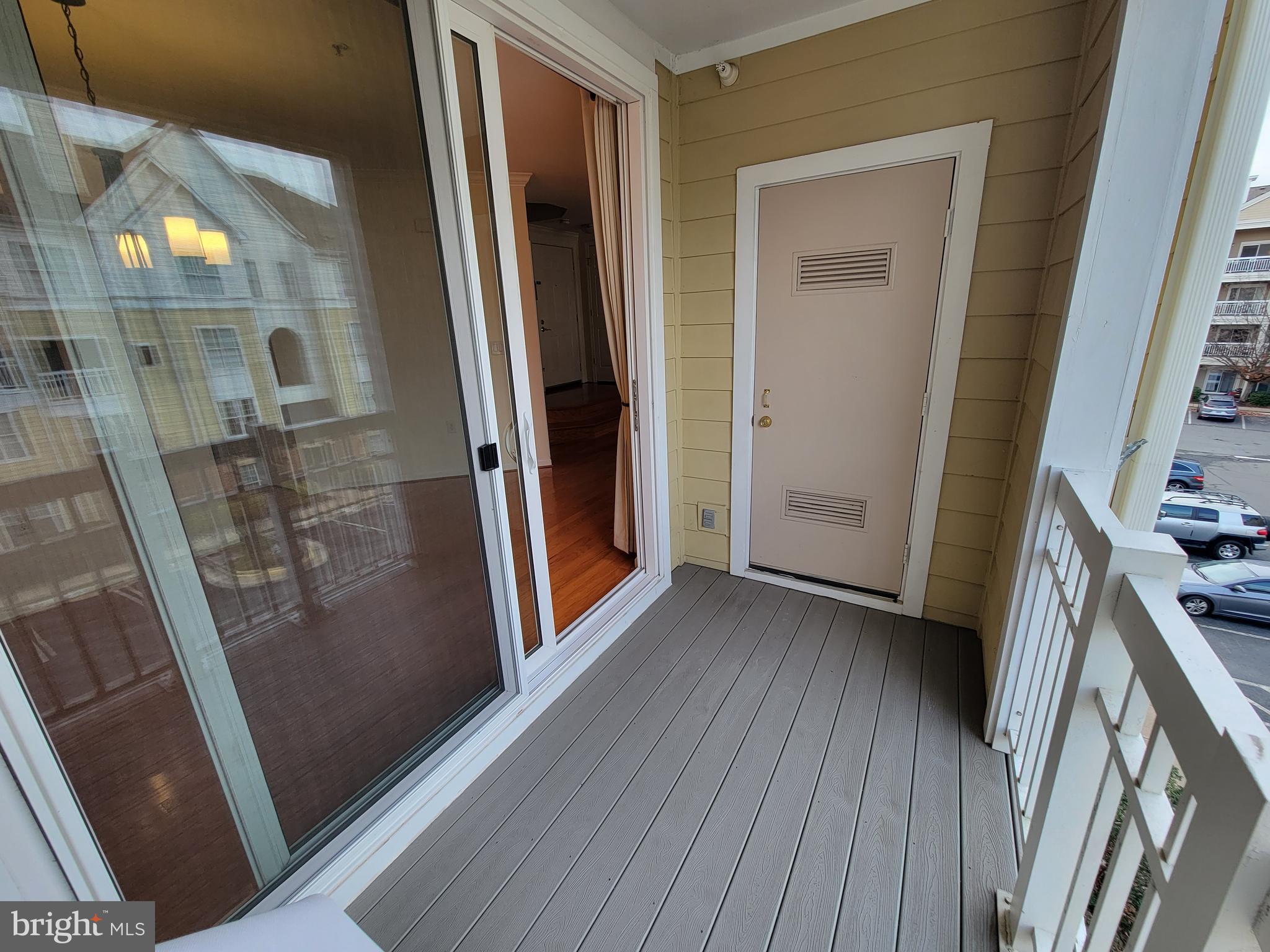 2109 Highcourt LANE Unit: 301