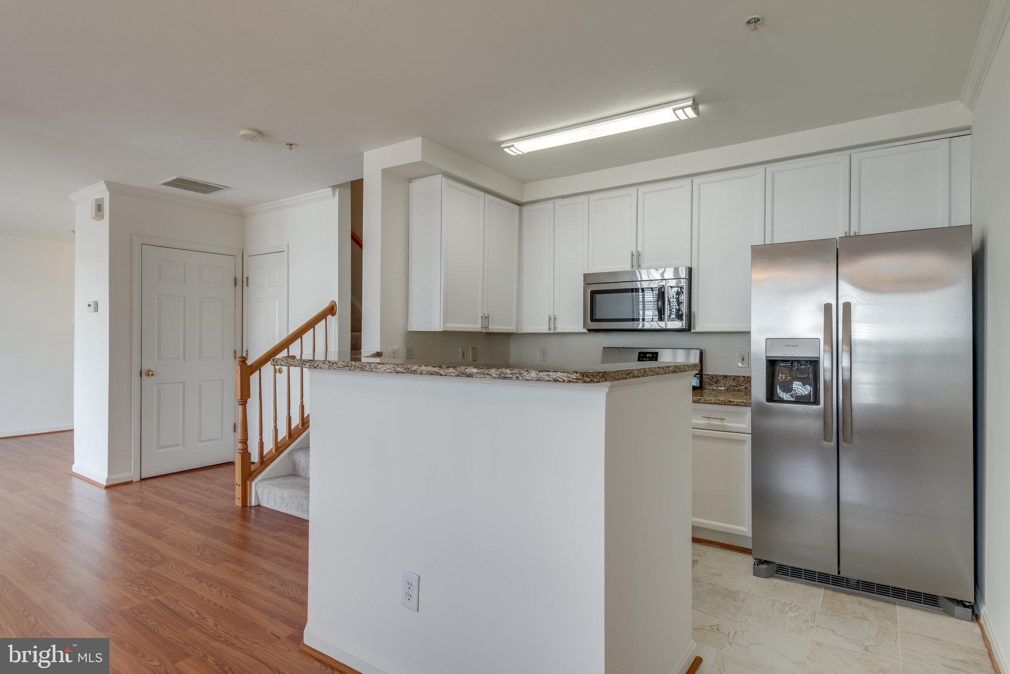 2489 Quick STREET Unit: 301
