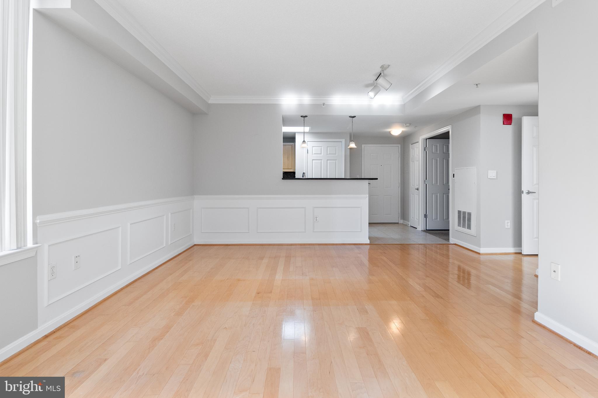 2726 Gallows Road Rd Unit: 209