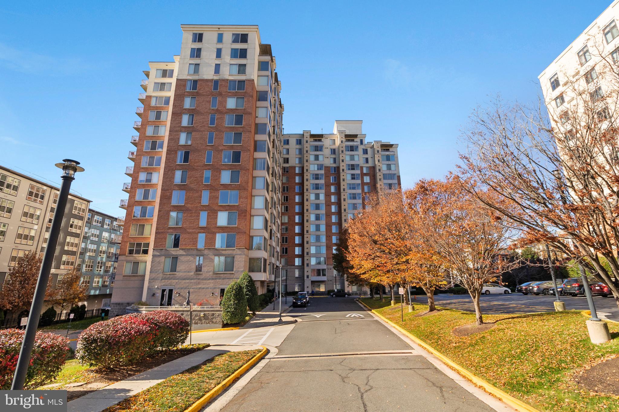 2726 Gallows Road Rd Unit: 209