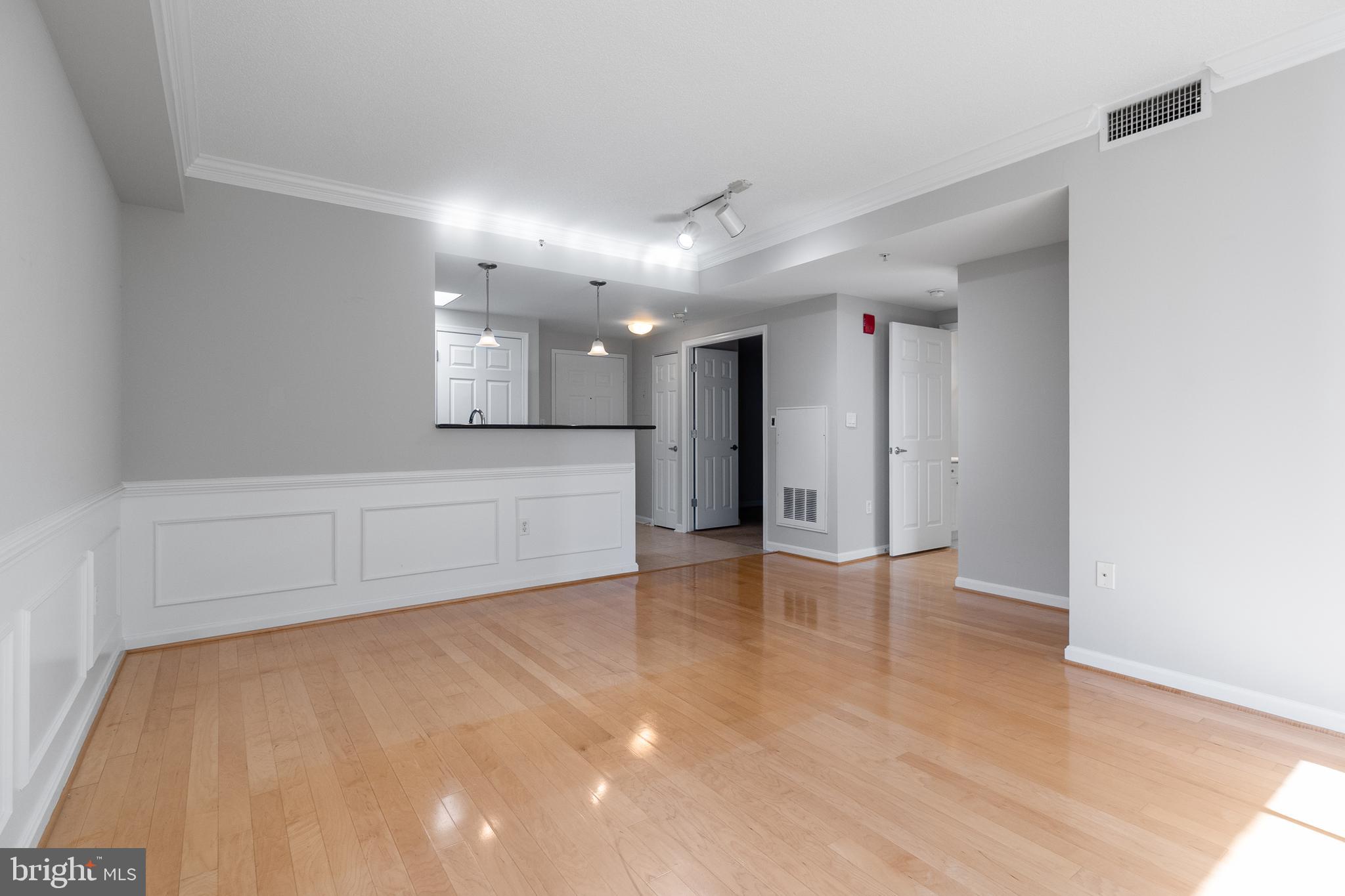 2726 Gallows Road Rd Unit: 209