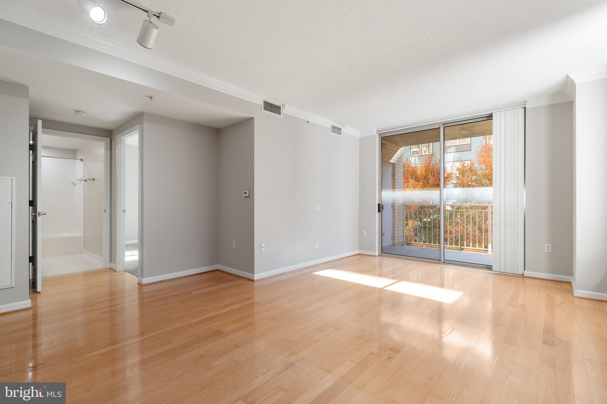 2726 Gallows Road Rd Unit: 209