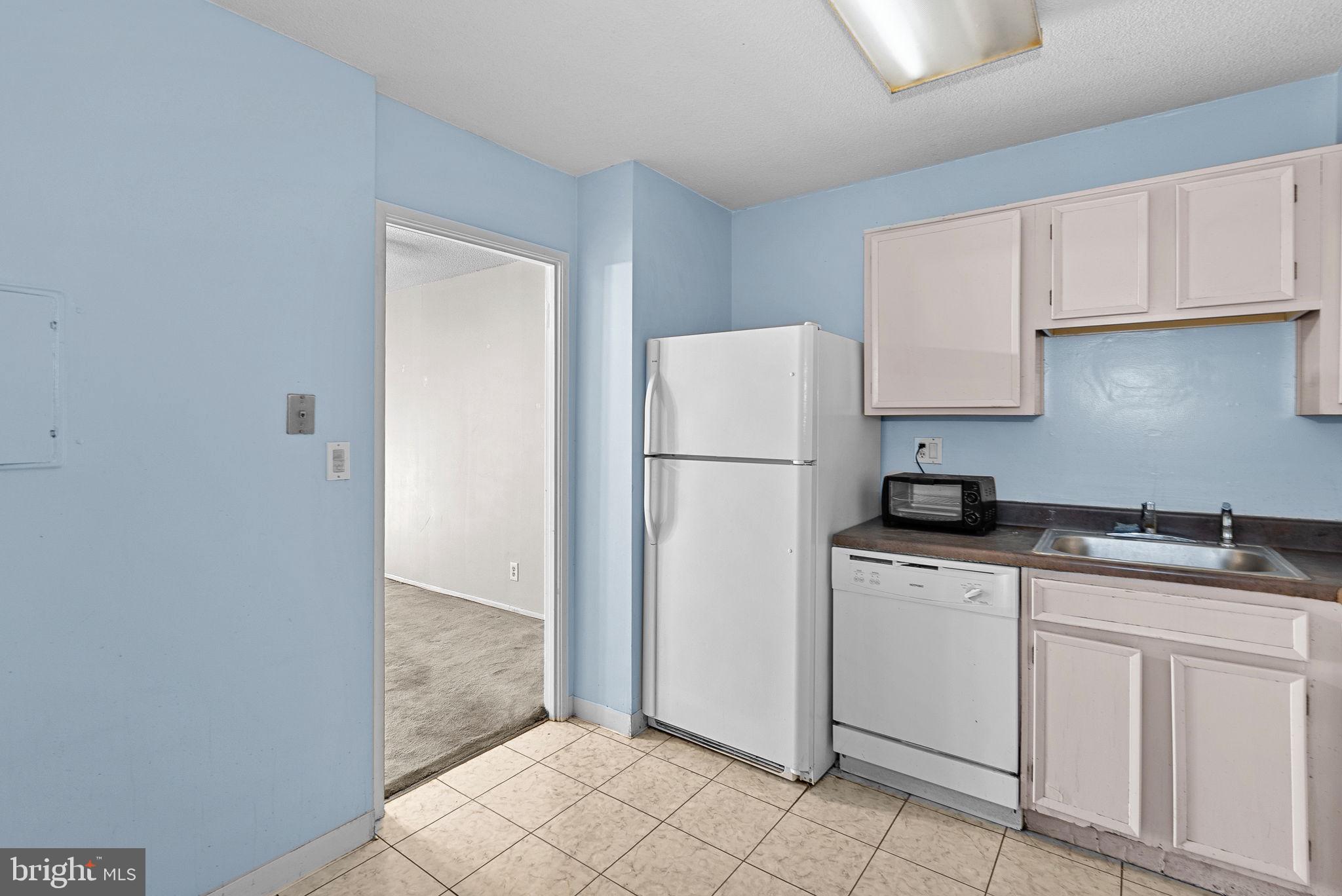 8360 Greensboro DRIVE Unit: 202