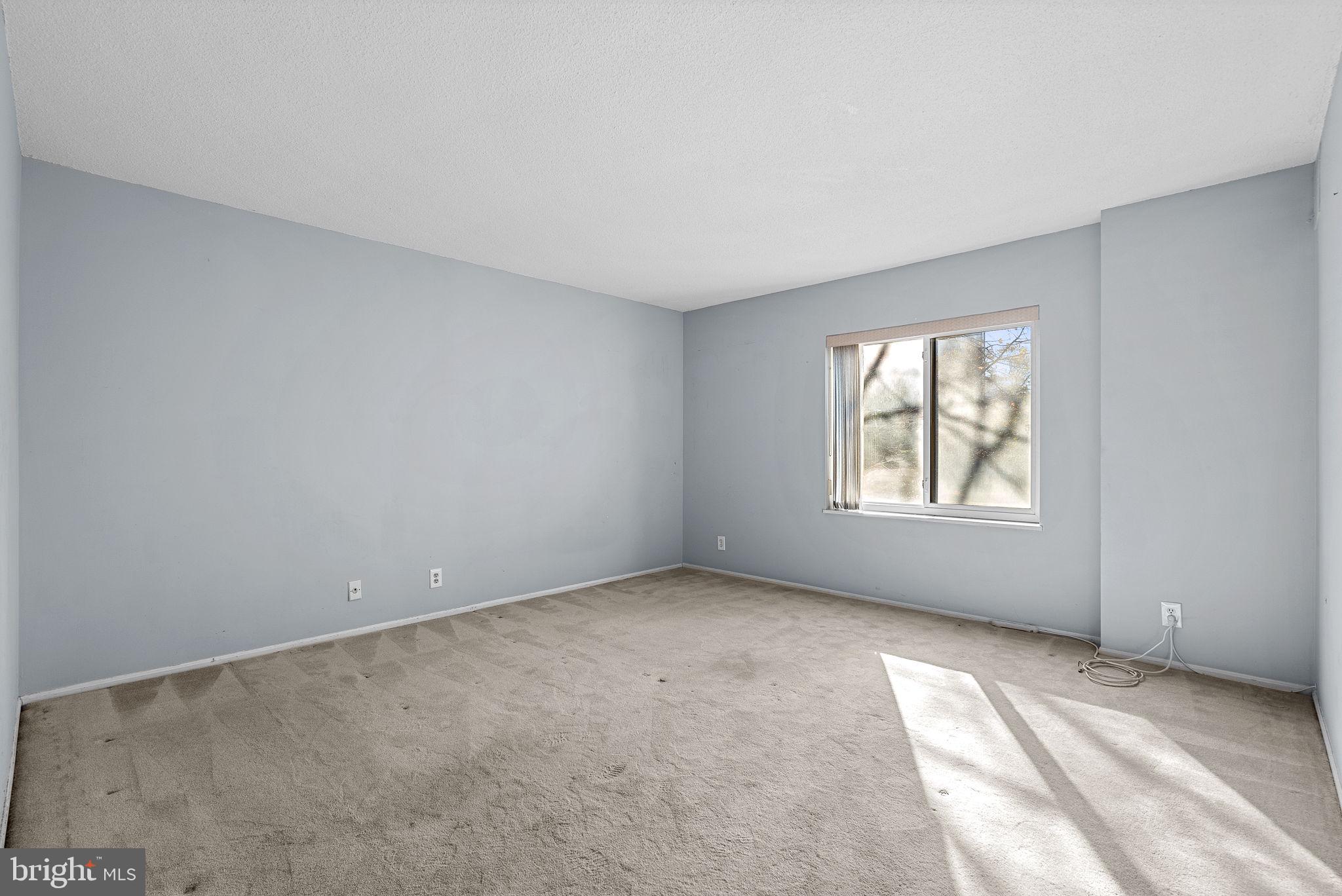 8360 Greensboro DRIVE Unit: 202