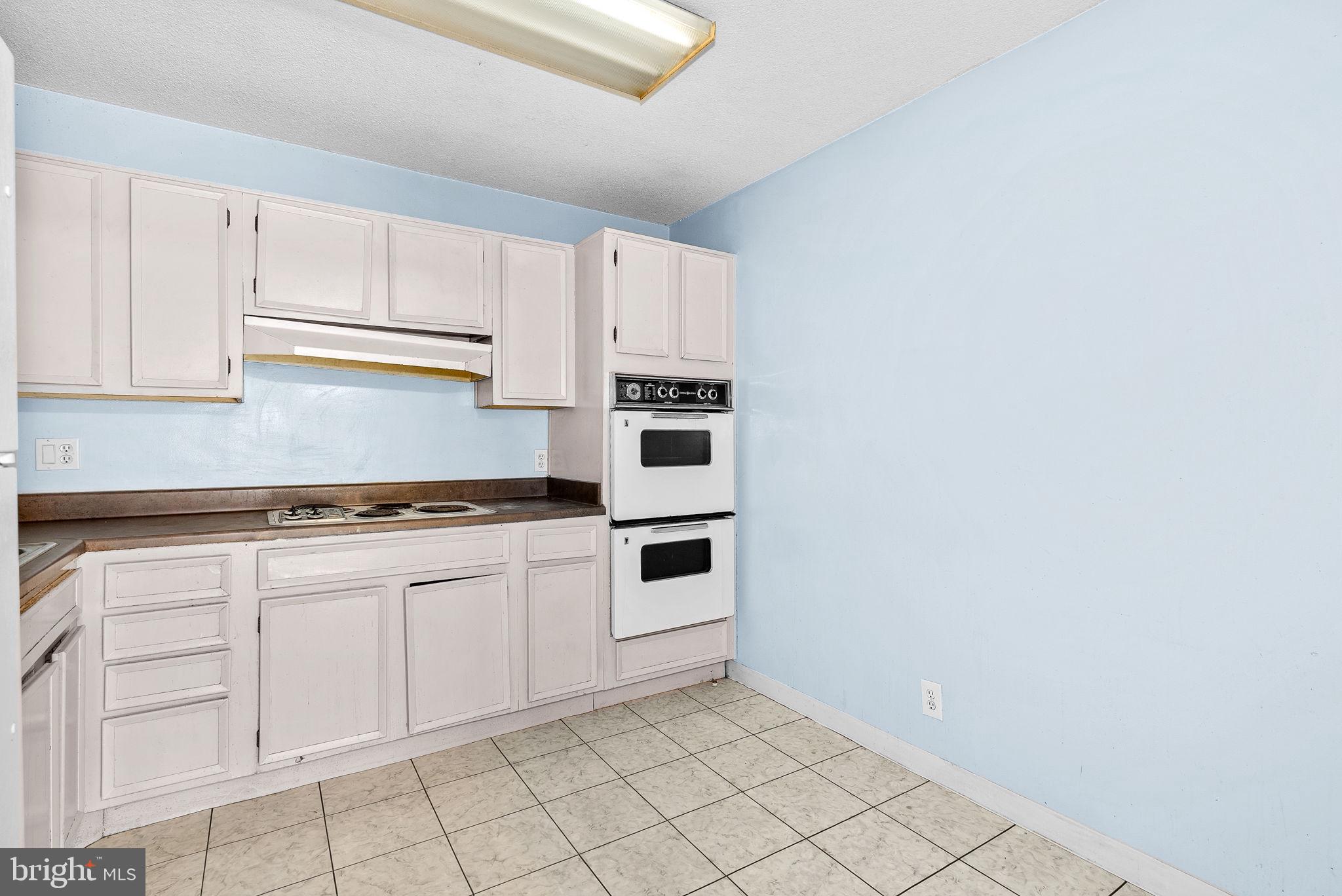 8360 Greensboro DRIVE Unit: 202