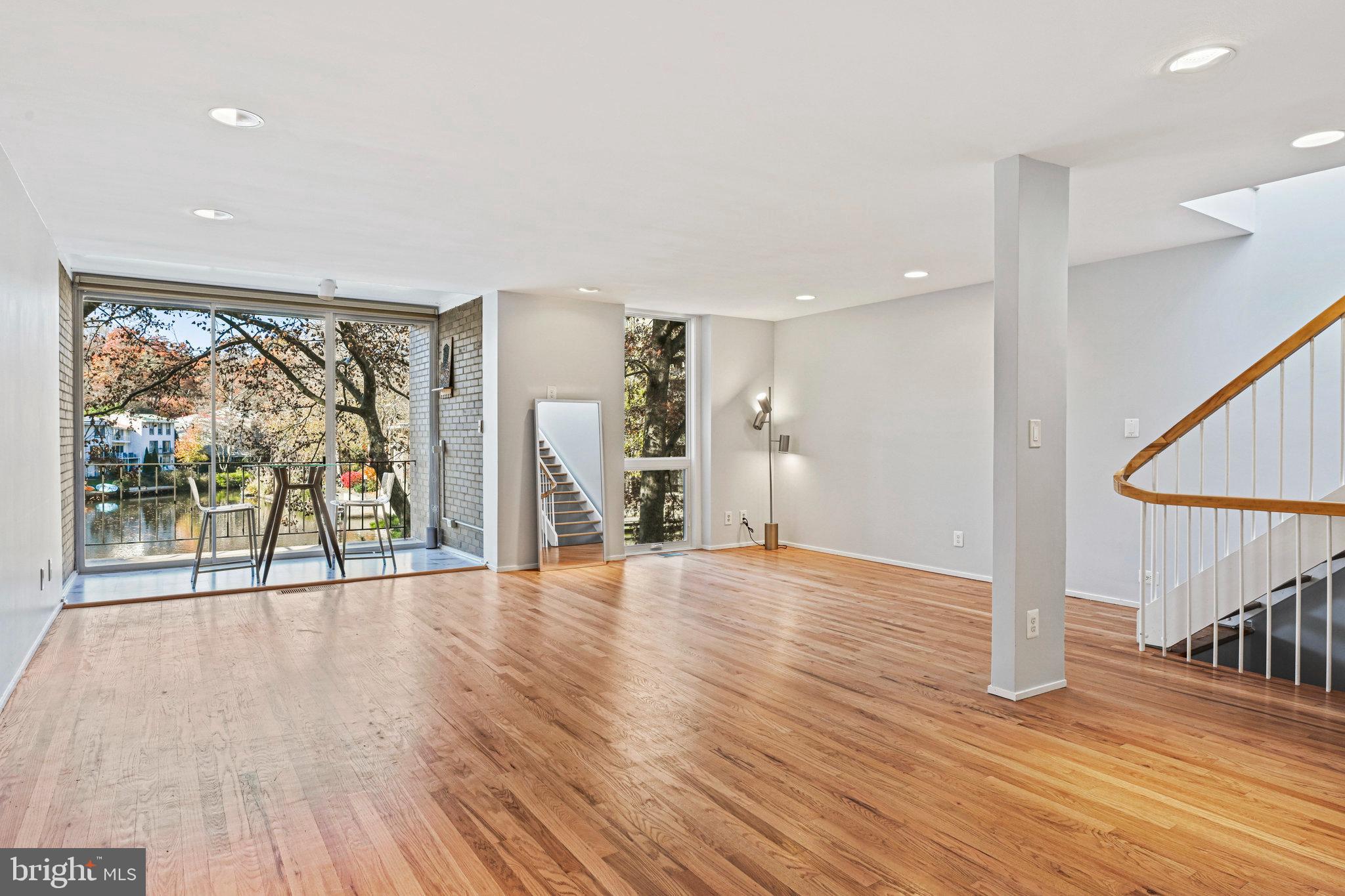 1690 Chimney House ROAD