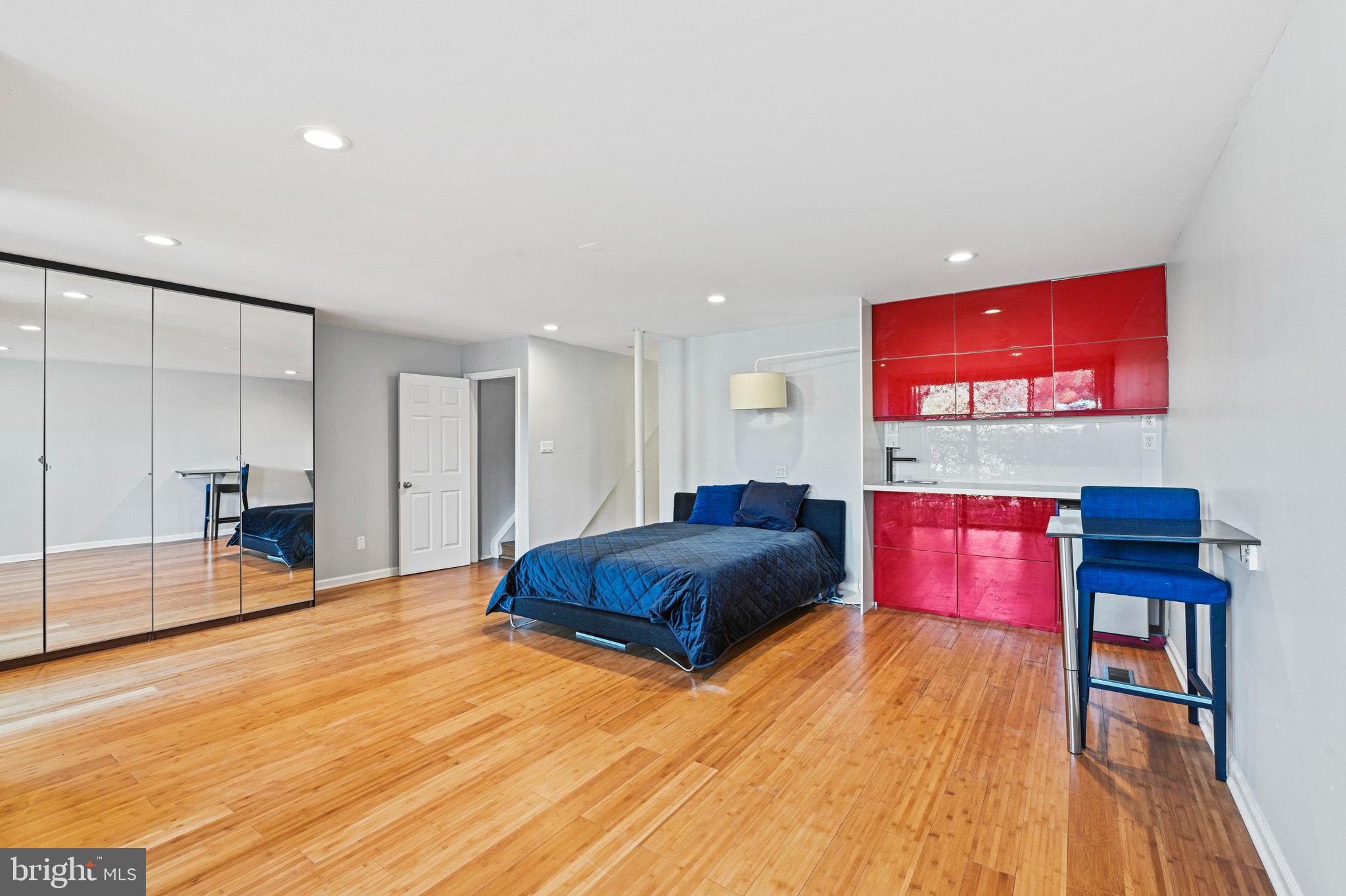 1690 Chimney House ROAD