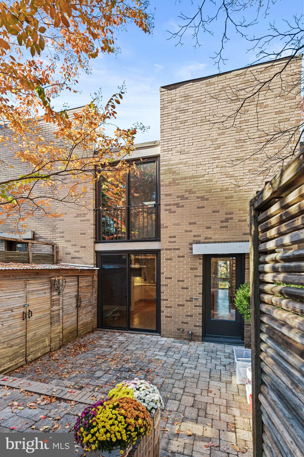 1690 Chimney House ROAD