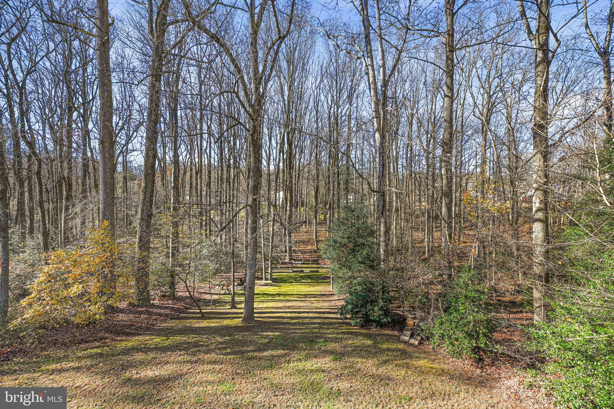 2902 Blue Robin COURT