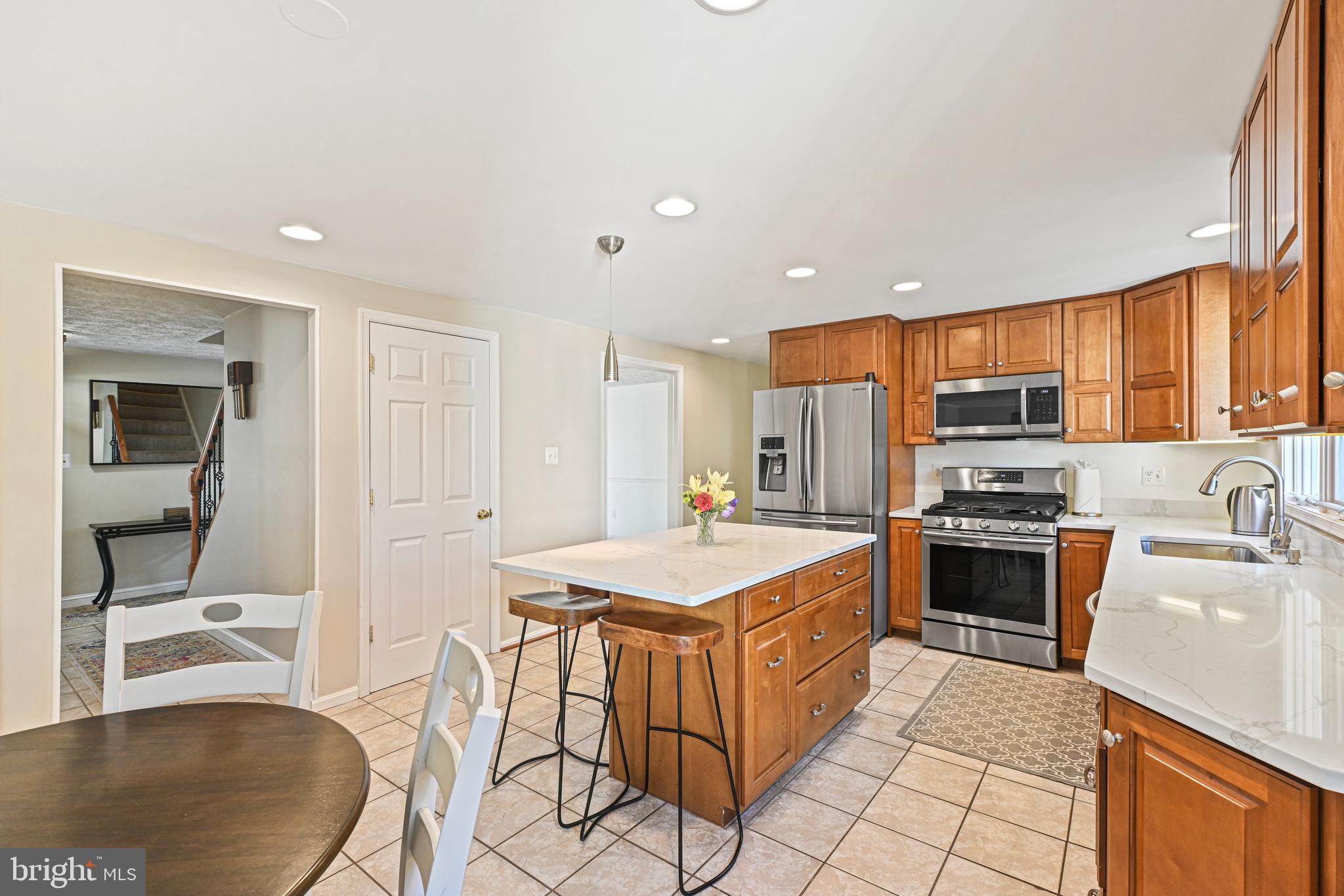 2902 Blue Robin COURT