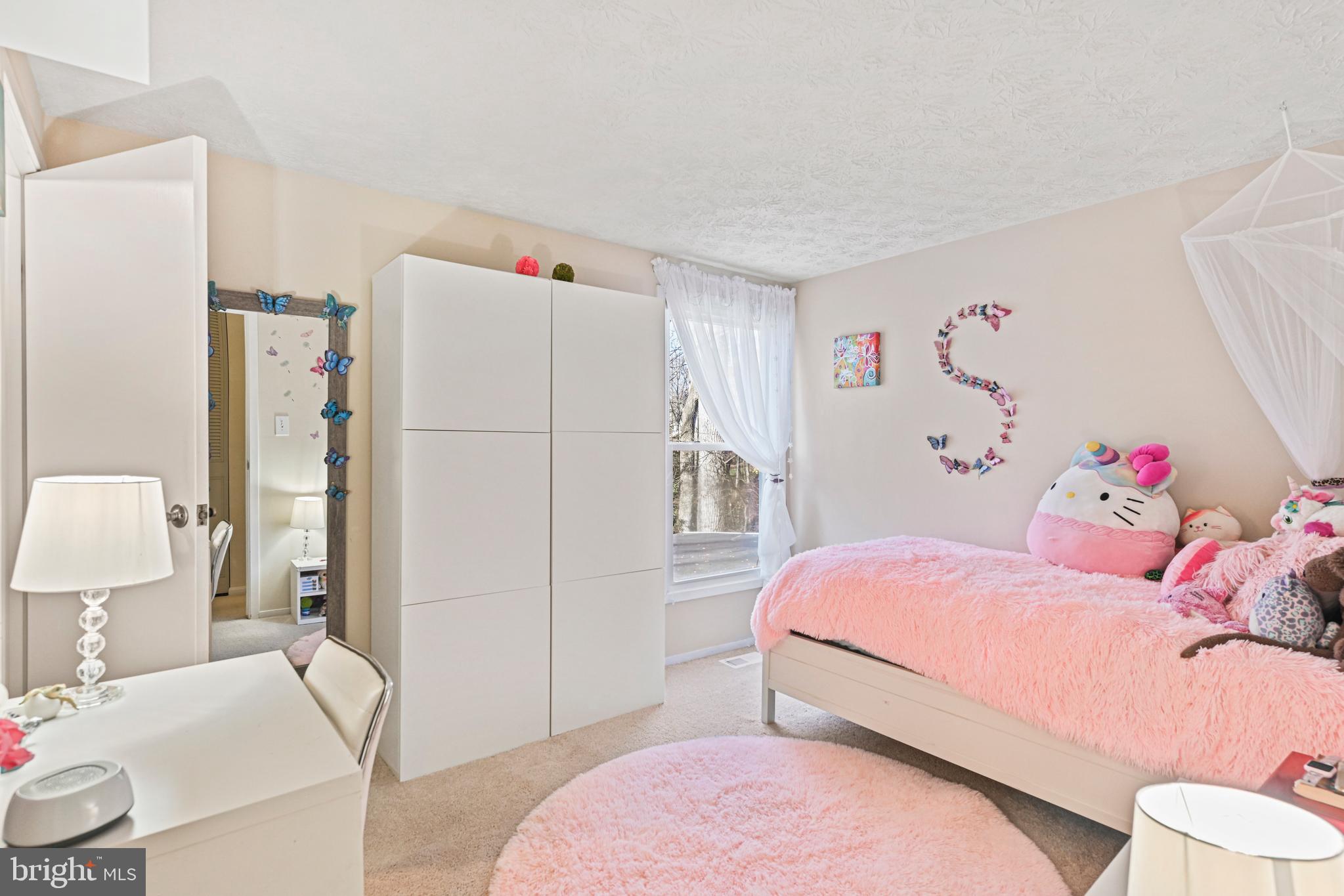 2902 Blue Robin COURT