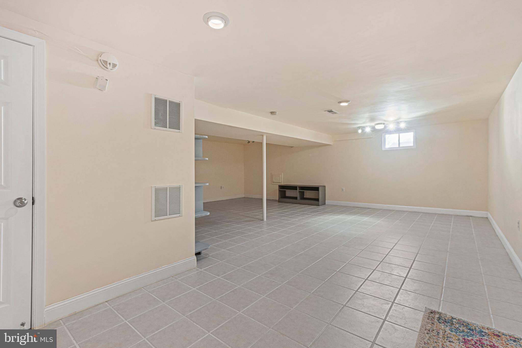 2902 Blue Robin COURT