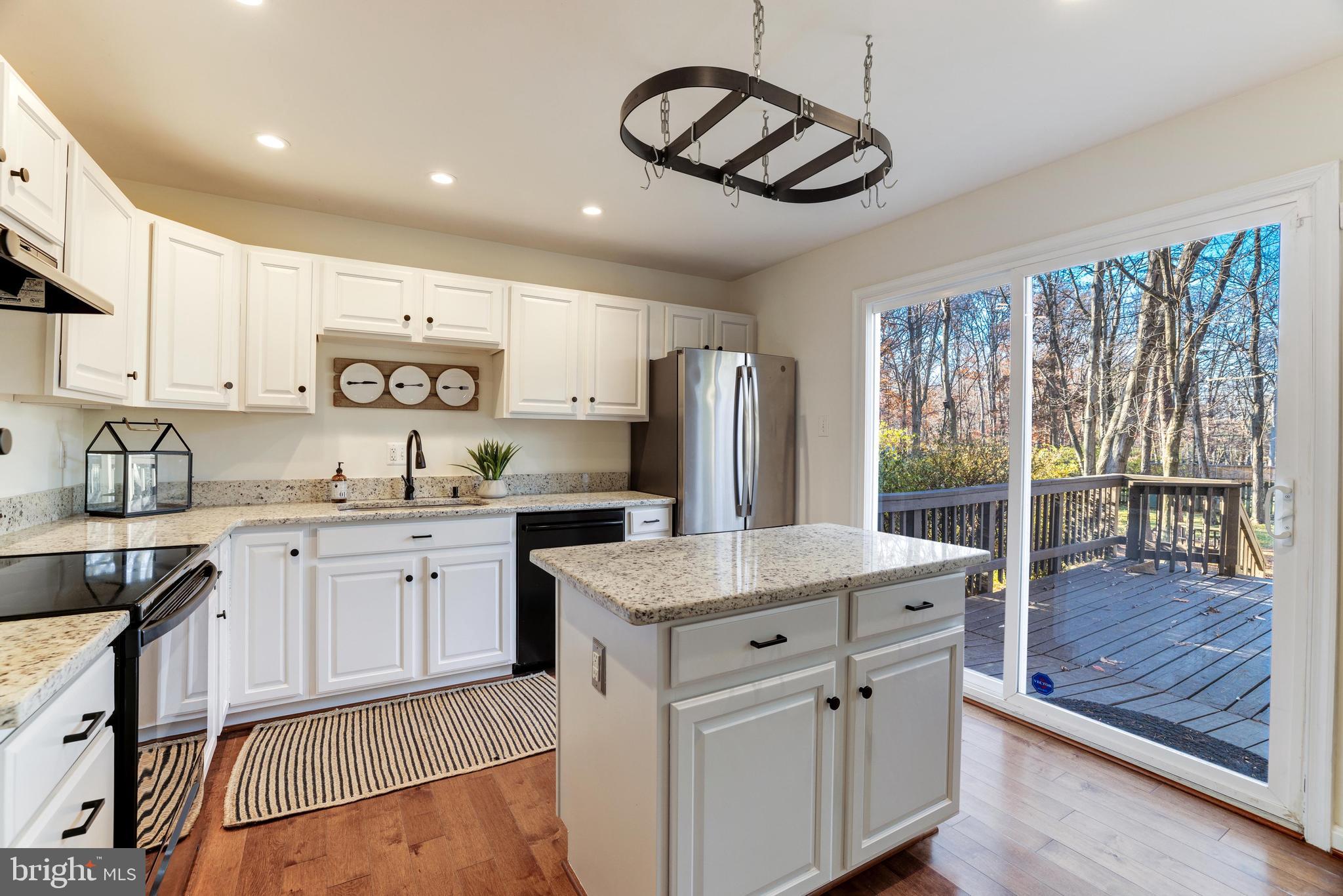 2308 Rosedown DRIVE