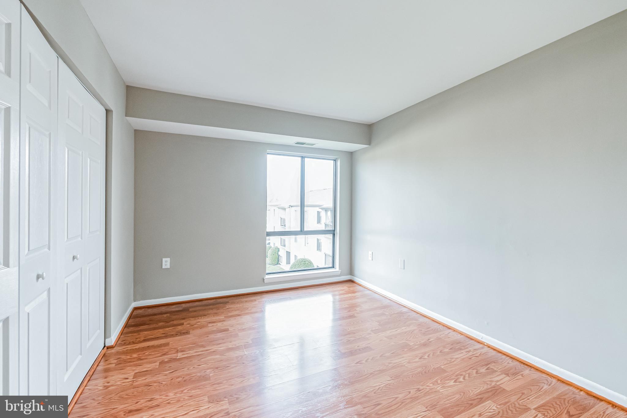 605 Center STREET Unit: 203