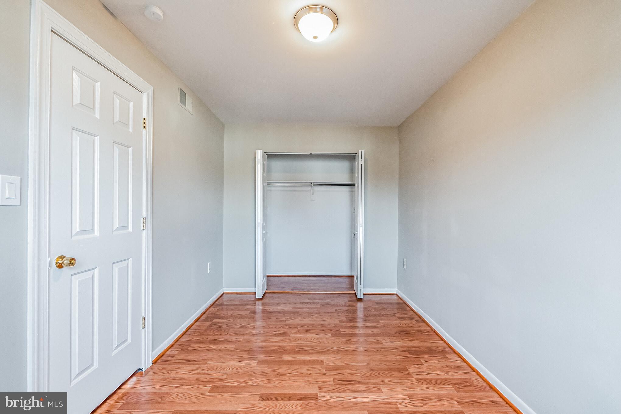 605 Center STREET Unit: 203