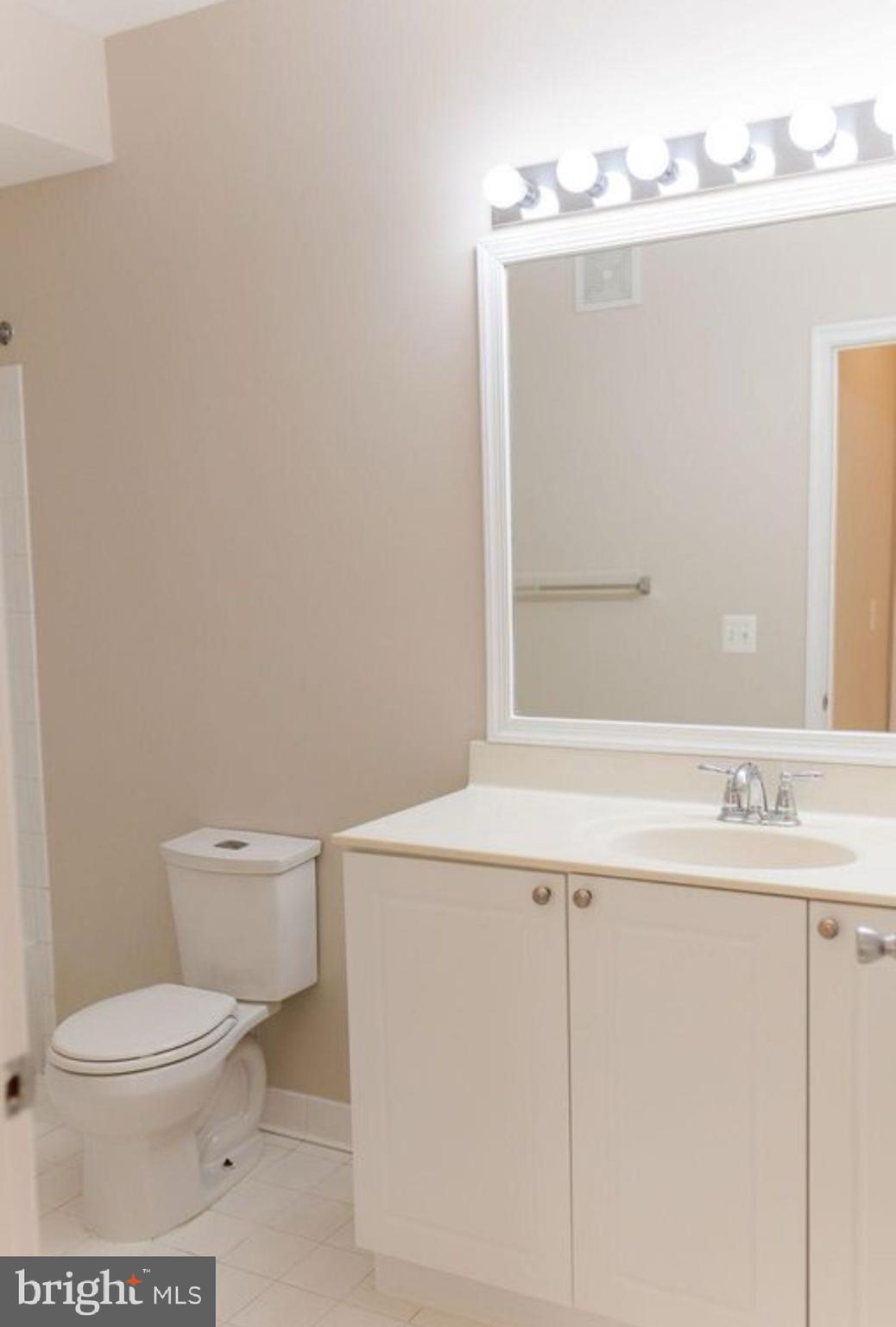 9480 Virginia Center BOULEVARD Unit: 119