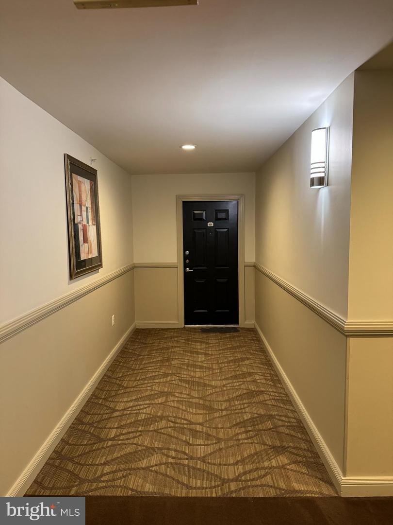 9490 Virginia Center BOULEVARD Unit: 425