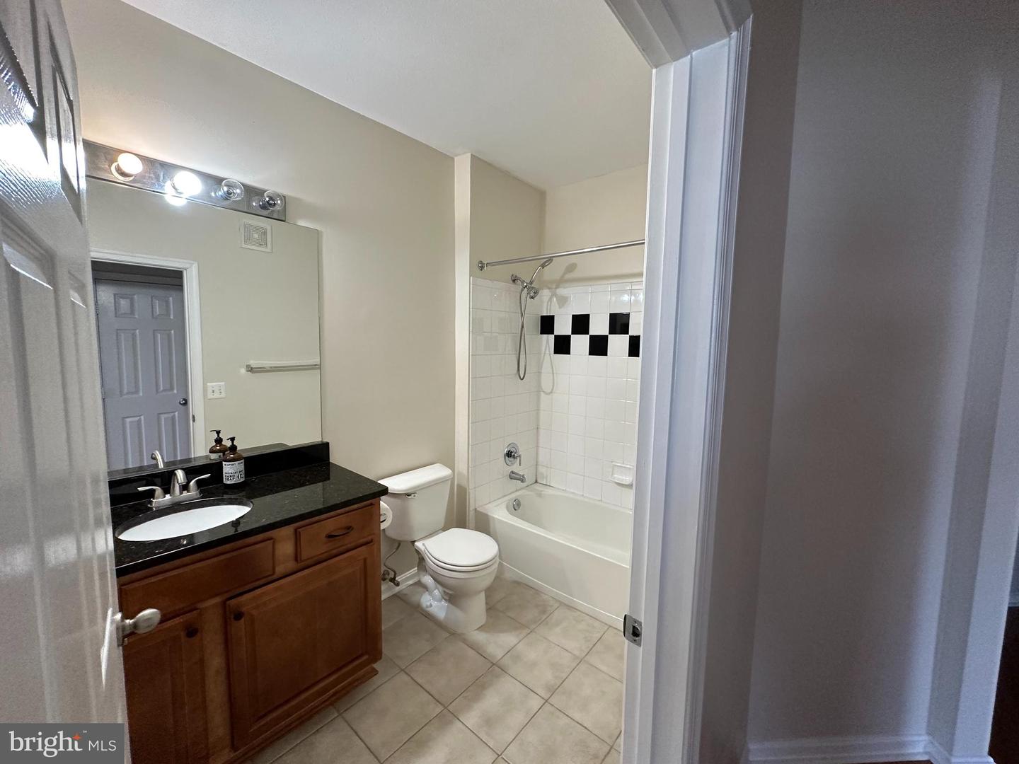 9490 Virginia Center BOULEVARD Unit: 425