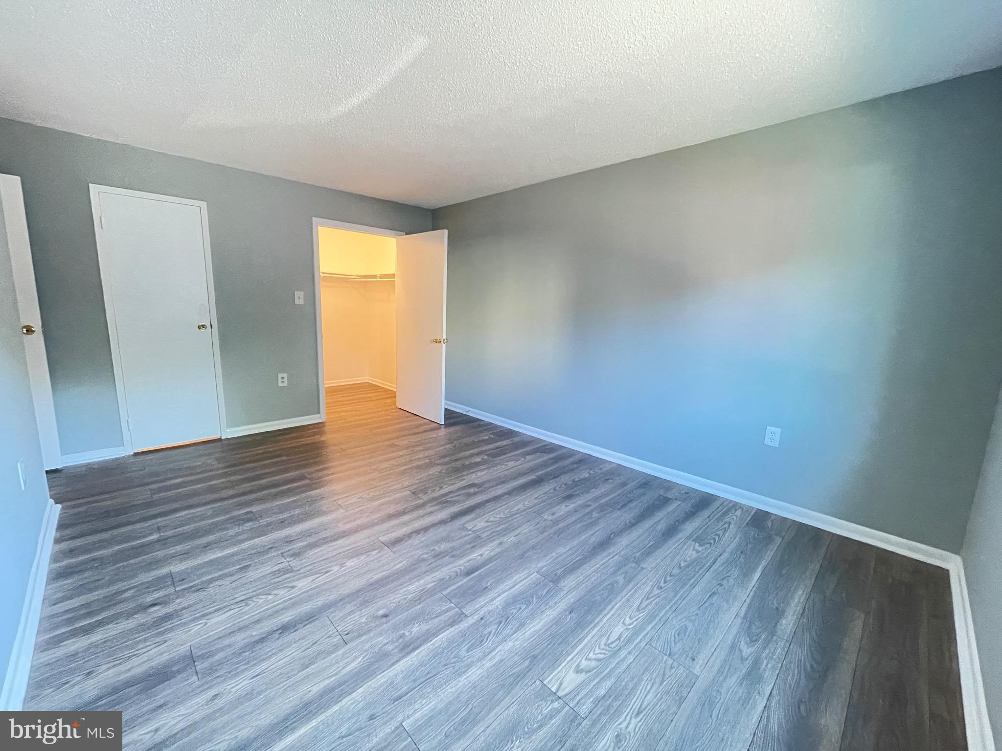 621 Center STREET Unit: T4