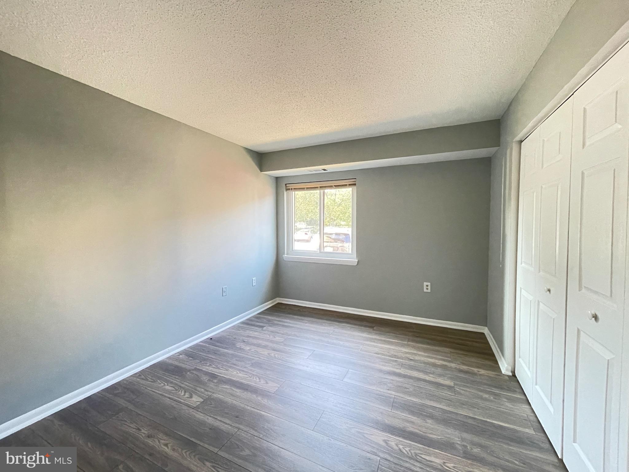 621 Center STREET Unit: T4