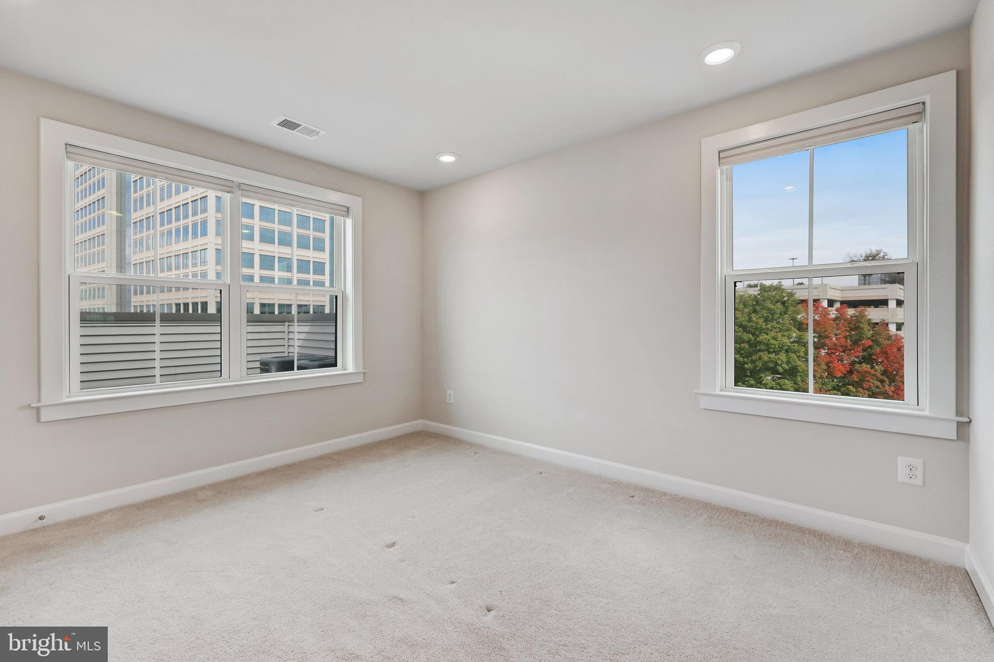 13202 Woodland Park ROAD