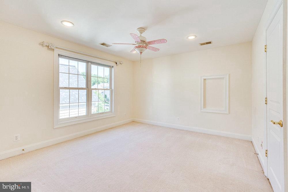 8923 Rhododendron CIRCLE