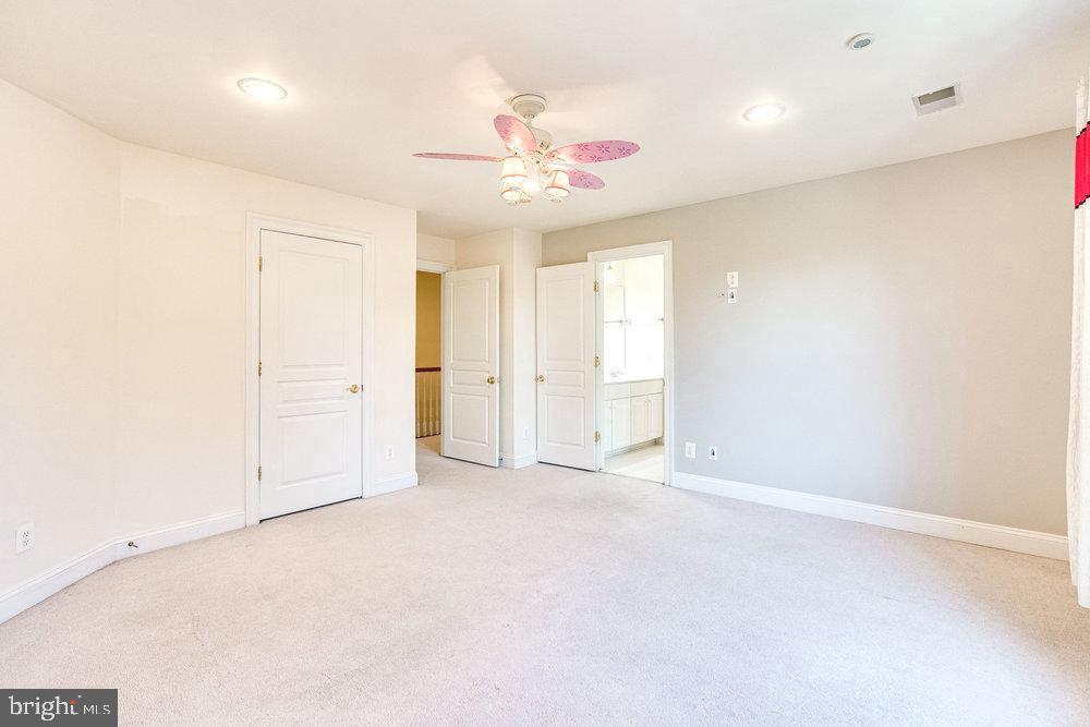 8923 Rhododendron CIRCLE
