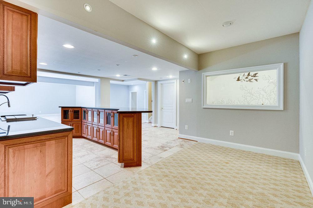 8923 Rhododendron CIRCLE