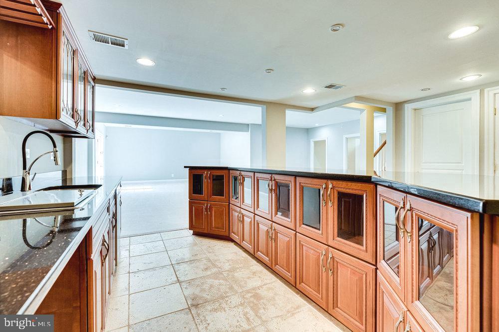 8923 Rhododendron CIRCLE
