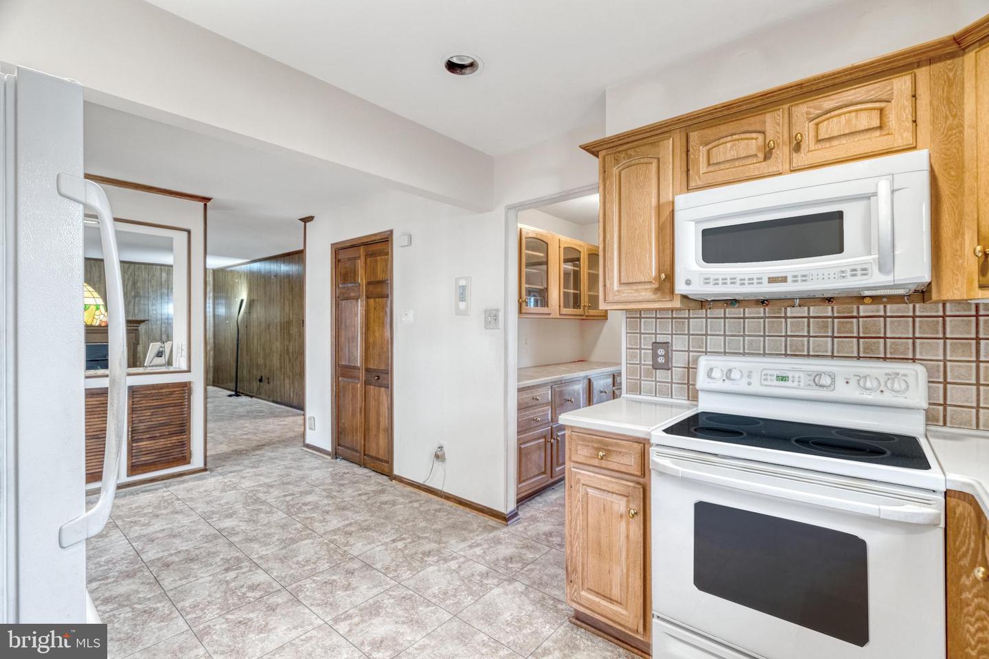 8432 Pulley COURT
