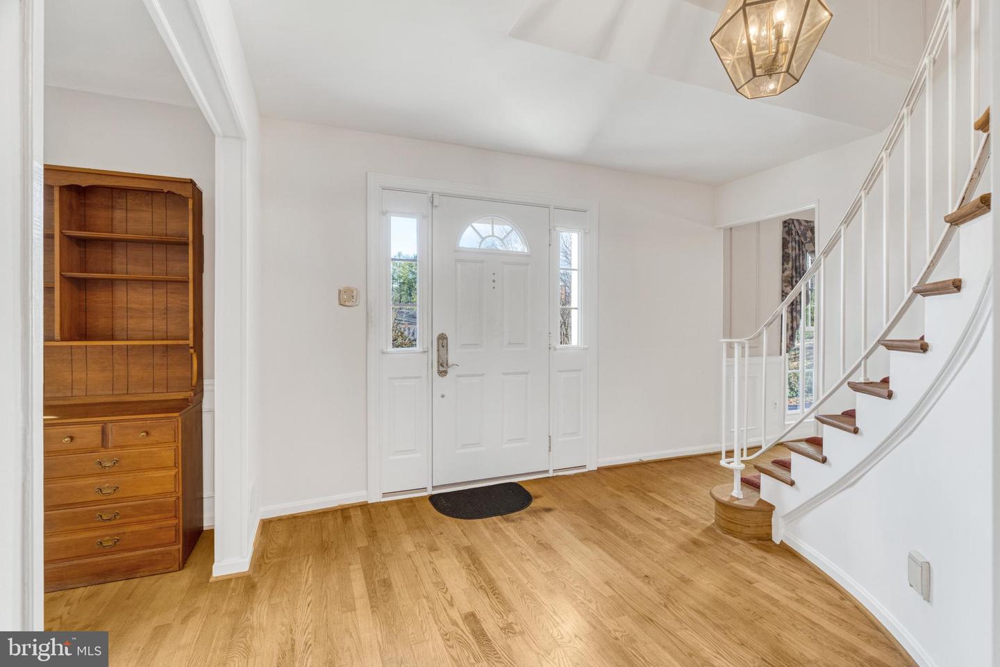 8432 Pulley COURT