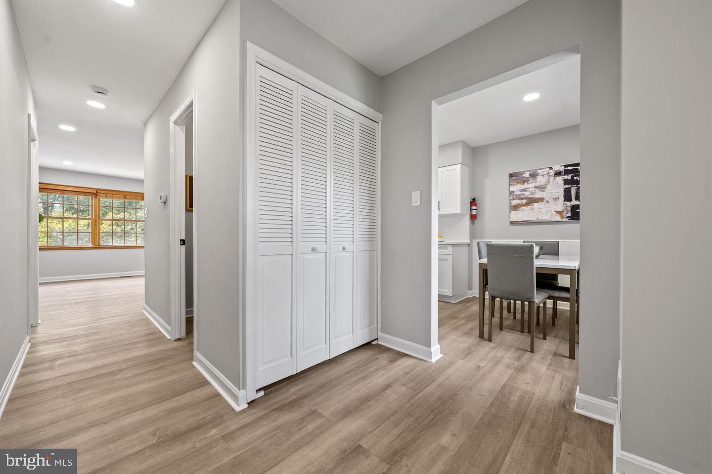 14853 Bodley SQUARE