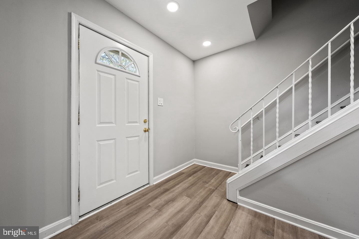 14853 Bodley SQUARE