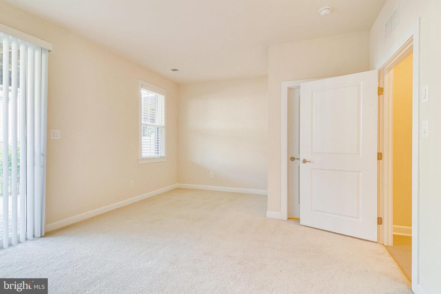 3119 Sundrops COURT