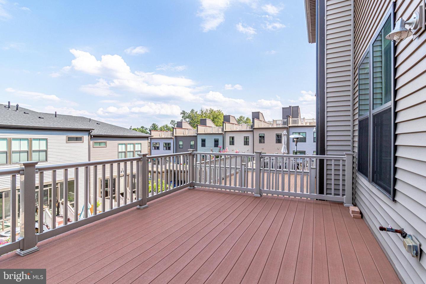 3119 Sundrops COURT