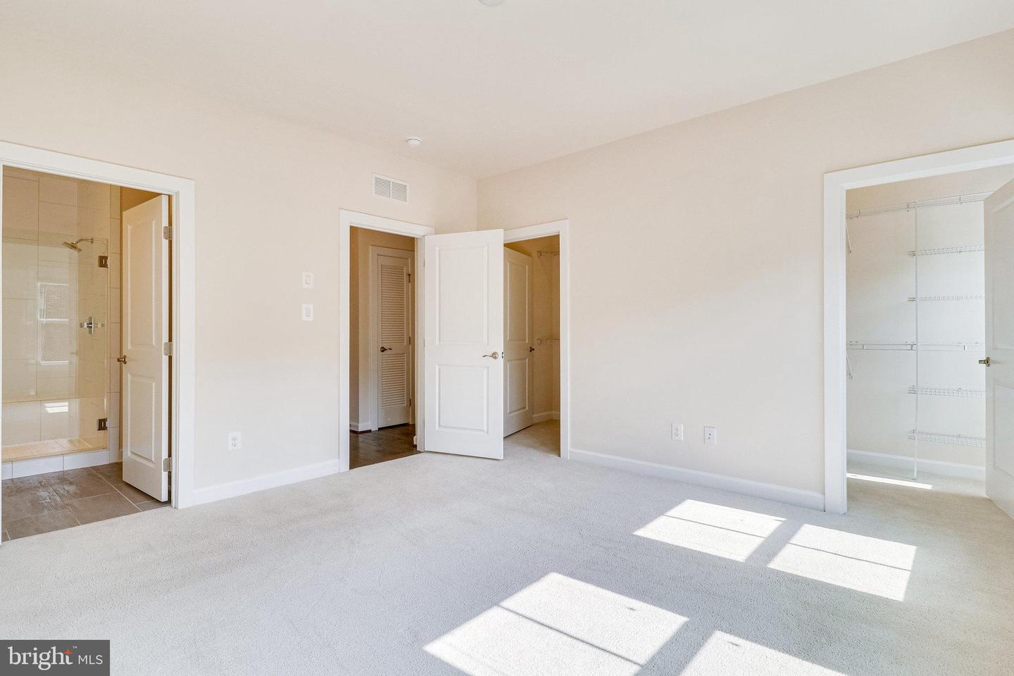 3119 Sundrops COURT