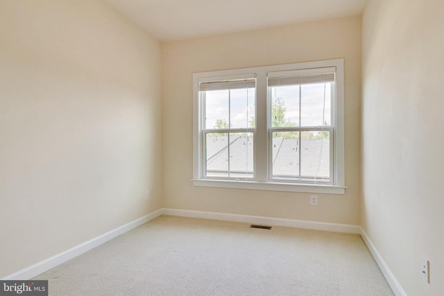 3119 Sundrops COURT
